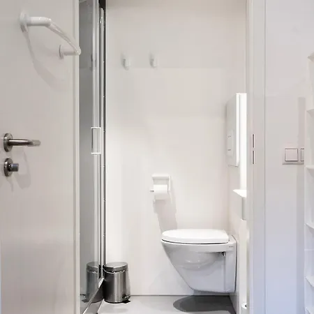 With Balcony And Full Kitchen Near Hotspot Апартаменты Тилбург