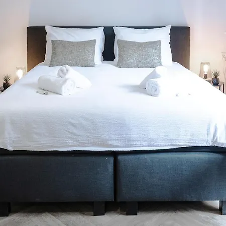 With Balcony And Full Kitchen Near Hotspot Daire *