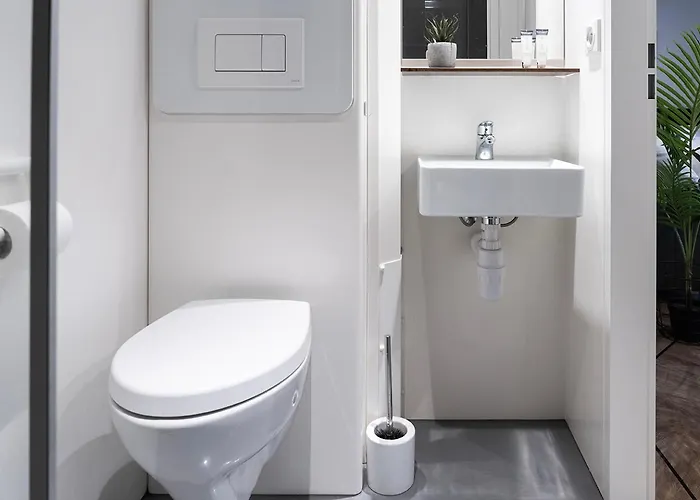 Διαμέρισμα With Balcony And Full Kitchen Near Hotspot