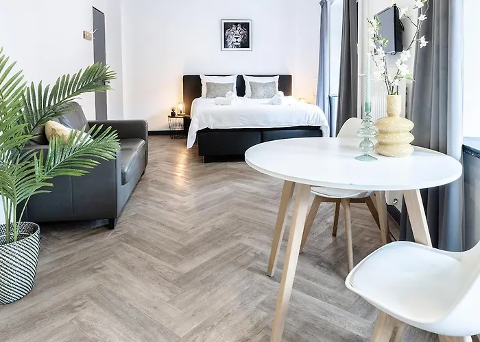 Appartamento With Balcony And Full Kitchen Near Hotspot Tilburg